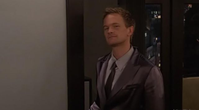 The suitjama of Barney Stinson (Neil Patrick Harris) in How I Met Your Mother S04E17