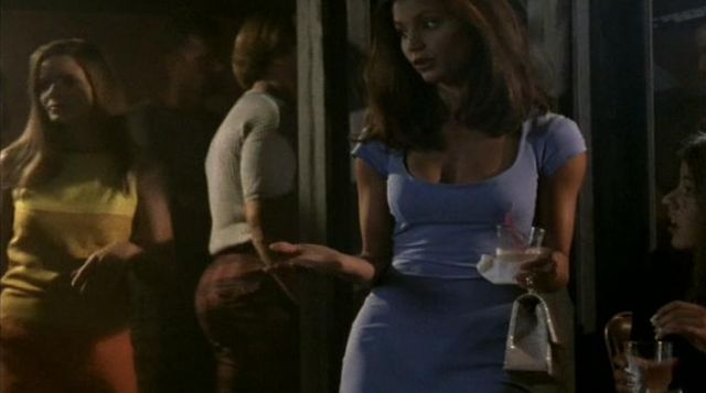 the dress Cordelia Chase (Charisma Carpenter) in #Buffy against the vampires