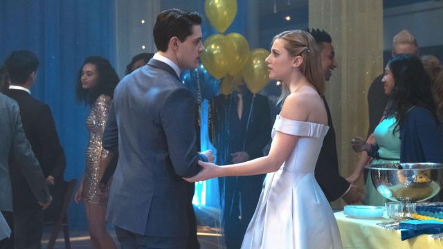 The prom dress silver worn by Betty Cooper (Lili Reinhart) in Riverdale, Season 1 Episode 11