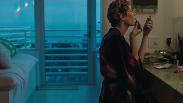 La loción clarificante Clinique de Renata Klein (Laura Dern) en Big Little Lies S01E07