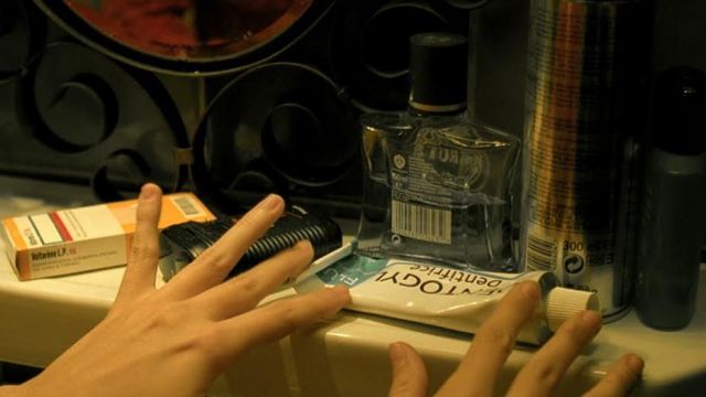 L'après-rasage Fabergé Brut Oceans de Amélie Poulain (Audrey Tautou) dans Le fabuleux destin d'Amélie Poulain