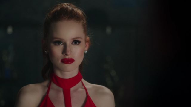 The dress prom red of Cheryl Blossom (Madelaine Petsch) in Riverdale S01E11  | Spotern