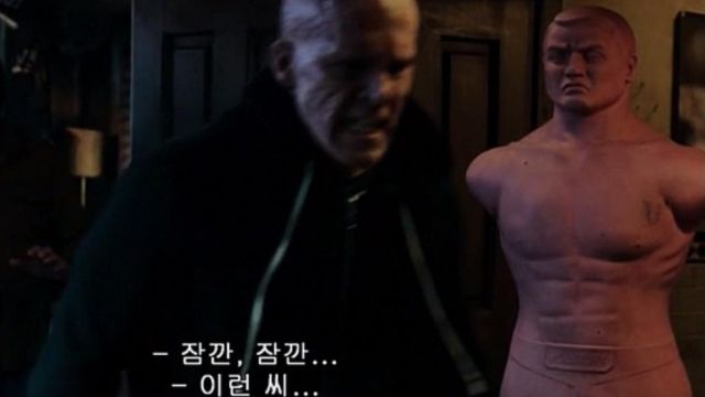 Bust of hits Deadpool