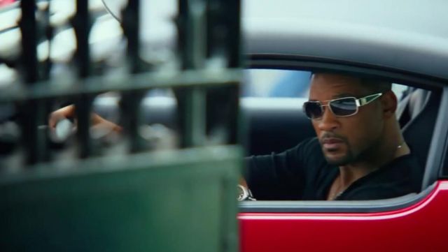 The sunglasses Loree Rodkin Nicky Spurgeon (Will Smith) in Diversion