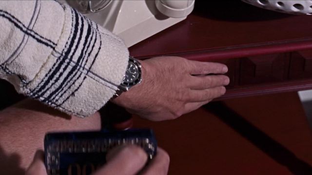 La Rolex Submariner de James Bond (George Lazenby) dans Au service secret de sa Majesté