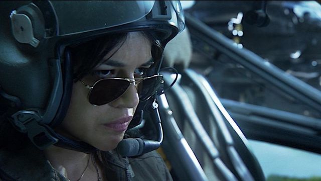 El casco de piloto real de Trudy Chacón (Michelle Rodríguez) en Avatar