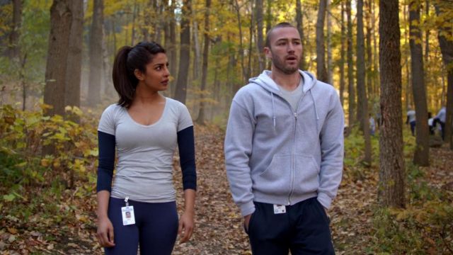 El husillo Under Amour de Alex Parrish (Priyanka Chopra) en Quantico S01E09