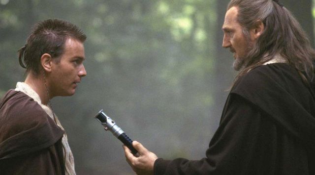 ewan mcgregor lightsaber