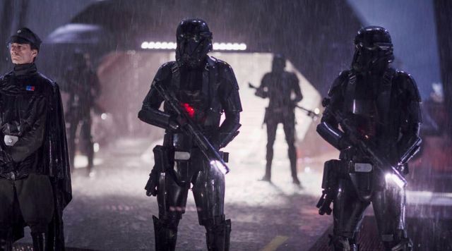 The helmet of Death Trooper in Star Wars VII : the awakening of the force