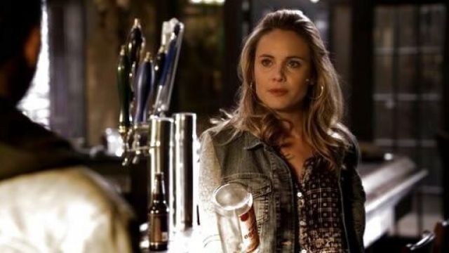Camille O'connell's (Leah Pipes) Luckybrand's jacket in The Originals S1E12