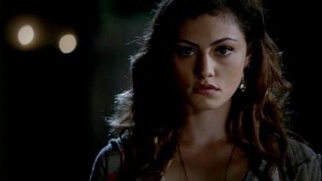 Goddis printed cardigan worn by Hayley Marshall (Phoebe Tonkin) in The Originals TV series outfits (Season 1 Episode 1)