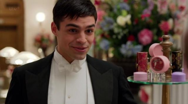 Mr Selfridge's Bourjois eyeshadow in Mr Selfridge S02E03