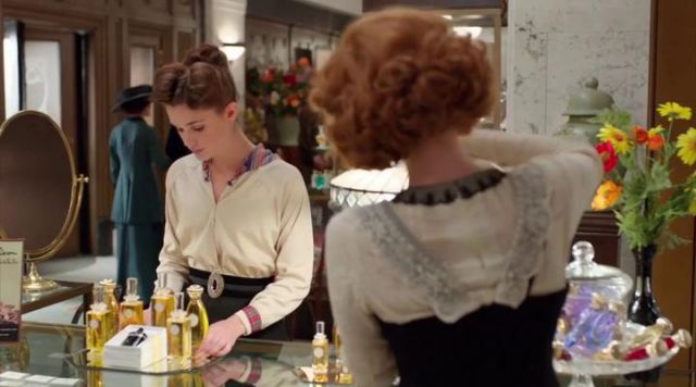 Selfridge' Caron perfume in Mr Selfridge S02E08