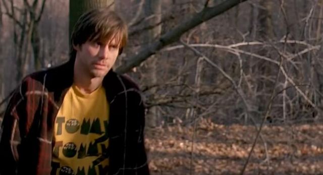The yellow t-shirt of the Who's Who of Joel Barish (Jim Carrey) in The Eternal Sunshine Of The Spotless Mind