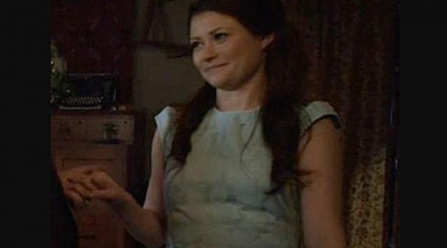 La robe de Belle (Emilie De Ravin) dans Once upon a time S06E21
