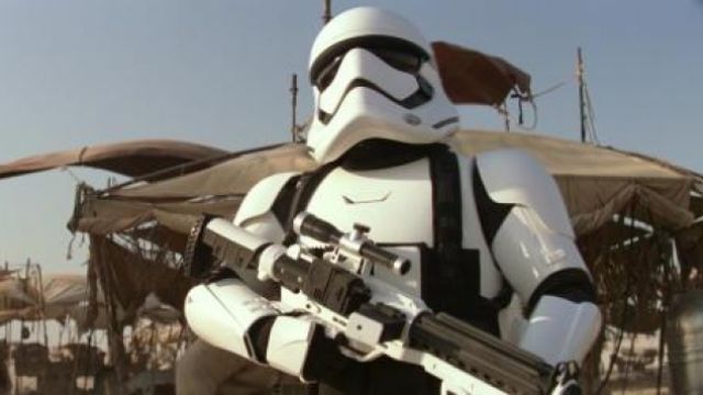 Le Blaster F11 de Stormtrooper dans Star Wars VII : Le réveil de la force