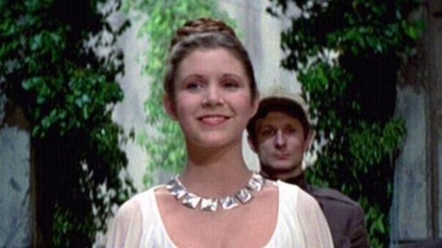Star Wars Princess Leia Ceremonial necklace replica - custom made | Star  wars princess leia, Star wars princess, Princess leia