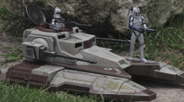 The replica of the Fighter tank 2 in Star Wars : The clone wars