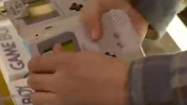 The Nintendo Game Boy in The 3 Brothers