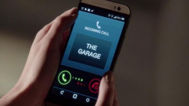 the mobile phone of Paige Dineen (Katharine McPhee) in Scorpio
