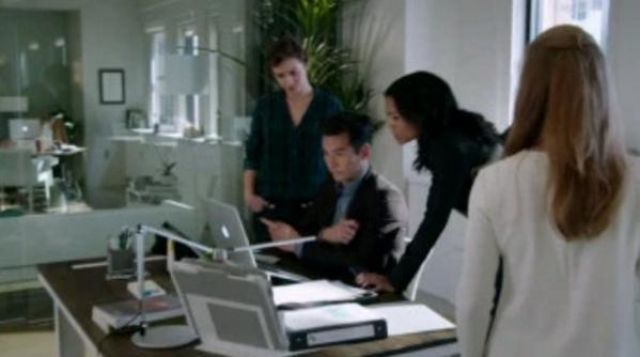 The laptop Danny Youn (Jay Hayden) in The Catch