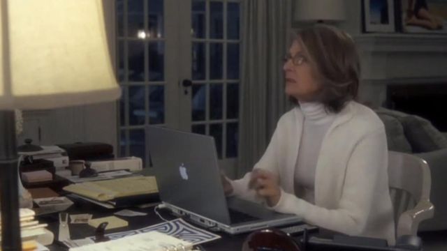 Erica Barrys Diane Keaton G4 Powerbook Laptop En Spotern