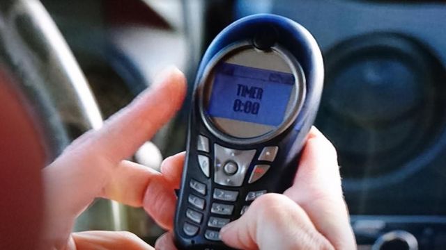 The mobile phone of Kim Wexler (Rhea Seehom) in Better Call Saul