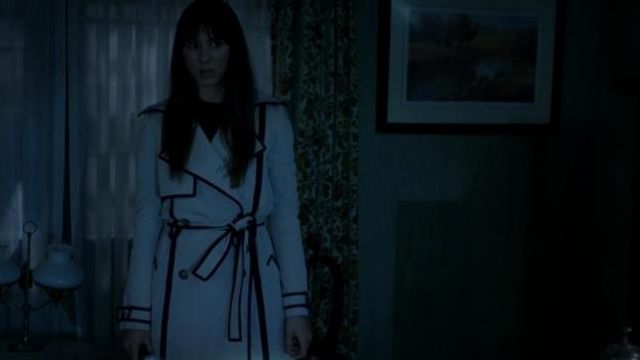 Gabardina lanvin de Spencer Hastings (Troian Bellisario) en Pretty Little Liars S07E15