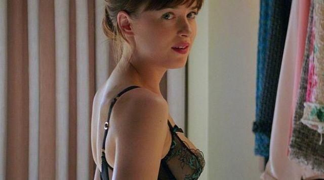 Anastasia Steele (Dakota Johnson) corset bra seen in Fifty shades darker