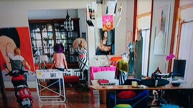 the desktop computer Apple of Robin (Rebel Wilson) in a Single, user manual