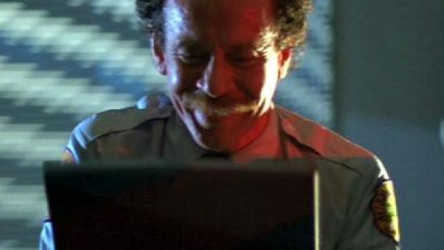 The Apple Powerbook Duo hacker in the Drop Zone