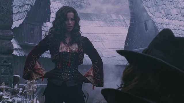 The costume Anna Valerious (Kate Beckinsale) in Van Helsing