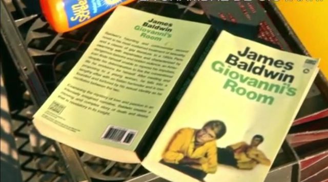 the book "Giovanni's room" Connor Walsh (Jake Falahee) in Murder S03E01