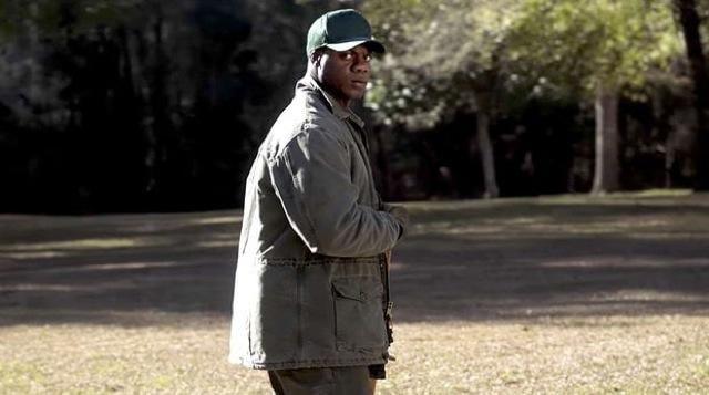 The bomber jacket khaki Carhartt C52 Walter (Marcus Henderson) in Get Out