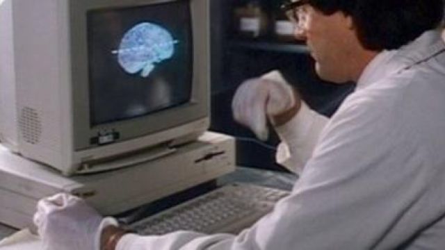 The Commodore Amiga 1000 Dr Martin (Bill Pullman) in Bloody paranoia