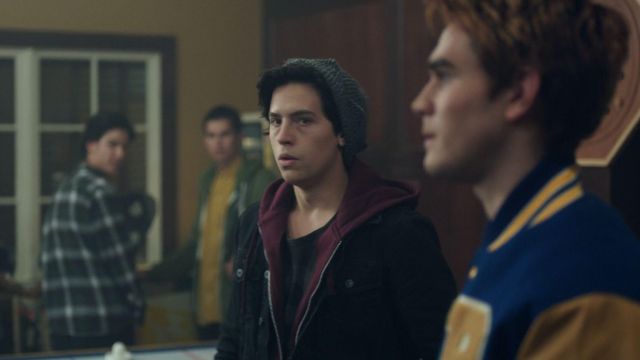 The bomber jacket in black jeans AllSaints of Jughead Jones (Cole Sprouse) in Riverdale S01E02