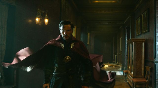 The costume of Dr. Stephen Strange (Benedict Cumberbatch) in Doctor Strange