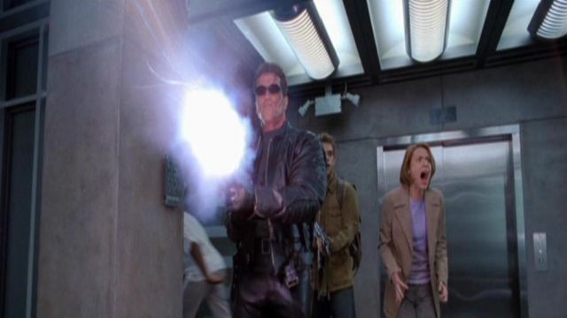 L'authentique tenue de Kate Brewster (Claire Danes) dans Terminator 3