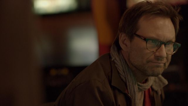 Les lunettes de vue de Christian Slater dans Mr Robot