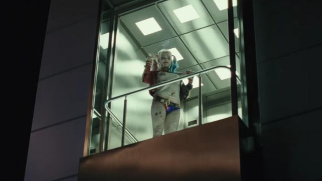 La ceinture à clous de Harley Quinn (Margot Robbie) dans Suicide Squad