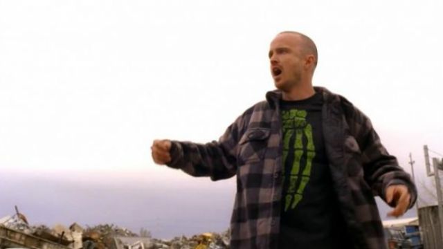 The t-shirt Grenade skeleton worn by Jesse Pinkman (Aaron Paul) in the Breaking Bad series (Season 5 Episode 1)