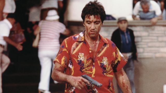 The hawaiian shirt Tony Montana (Al Pacino) in Scarface