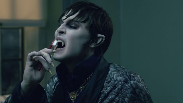 The true teeth and the tooth brush of Johnny Depp in Dark Shadows