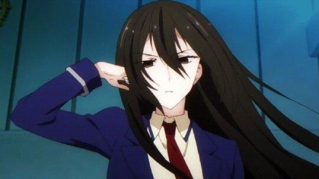 La peluca de Kirukiru Amou en el maquiavelismo de Busou Shoujo