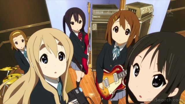 A NENDOROID AZUSA IN K-ON!