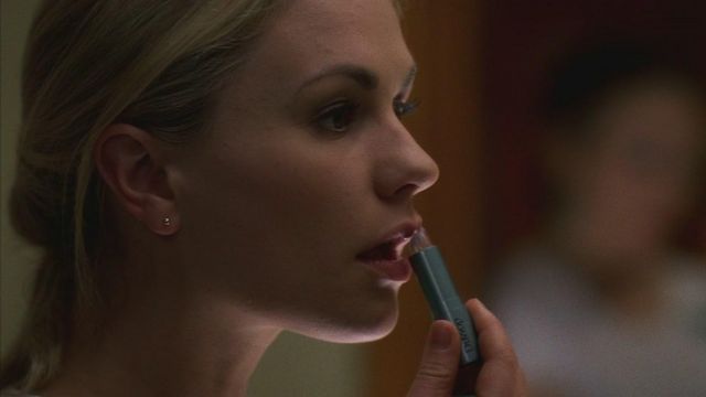 Sookie Stackhouse's (Anna Paquin) DuWop Iced Teas lip treatment in True Blood S05E04