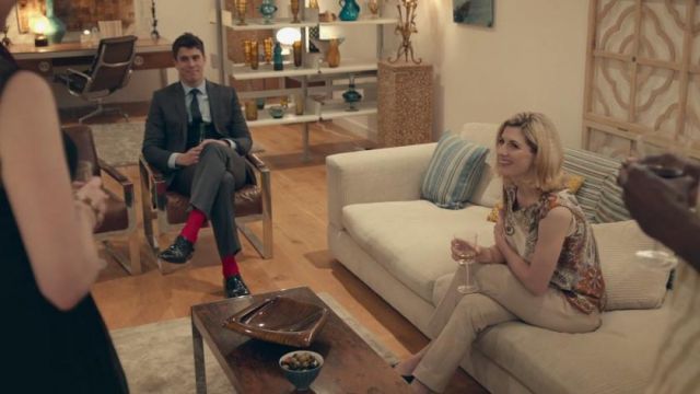 The lounge chair Charles view in Black Mirror