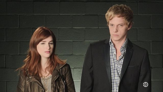 The shirt vichy that door Jimmy Shive-Overly (Chris Geere) in You're the Worst