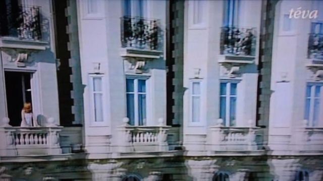 The Carlton Hotel in Cannes in Four-star (Isabelle Carré)