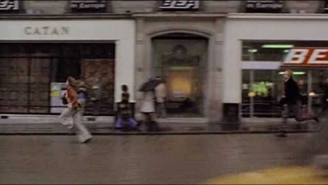 The avenue des Champs-Elysee in The last tango in Paris